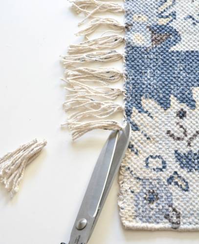 Мастер-класс: диванные подушки из ковриков